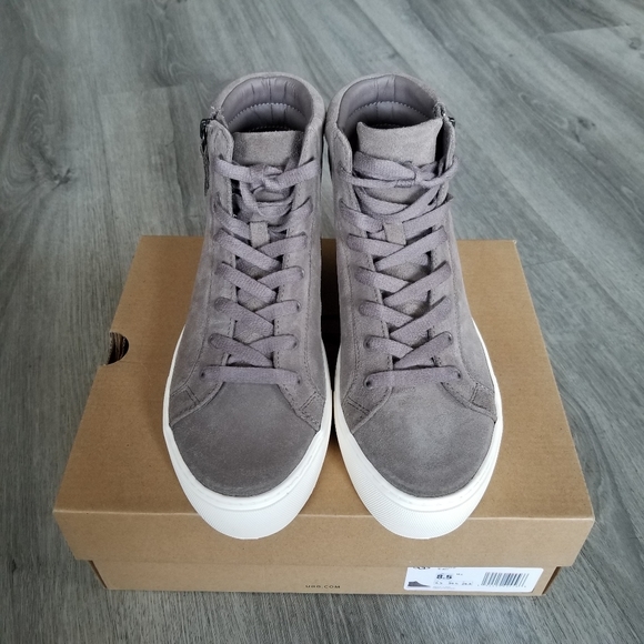 UGG Olli Suede Sneakers. - Picture 5 of 8